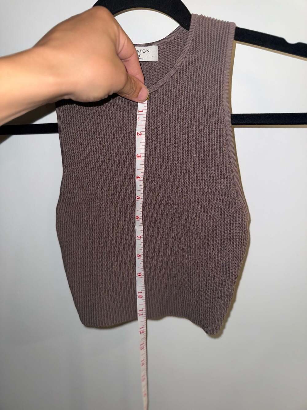 Babaton Sculpt Knit Racer Cropped Tank - Picture 6 of 6